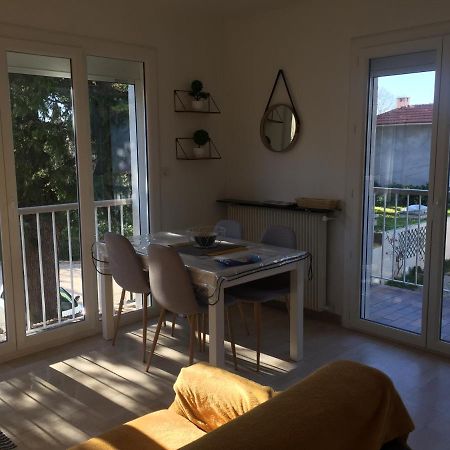 Anse De Renecros Apartment Бандол Екстериор снимка